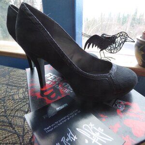 FERGALICIOUS PIN UP GOTH ROCKABILLY BLACK HIGH HEELS PLATFORM BOHO 8.5 M